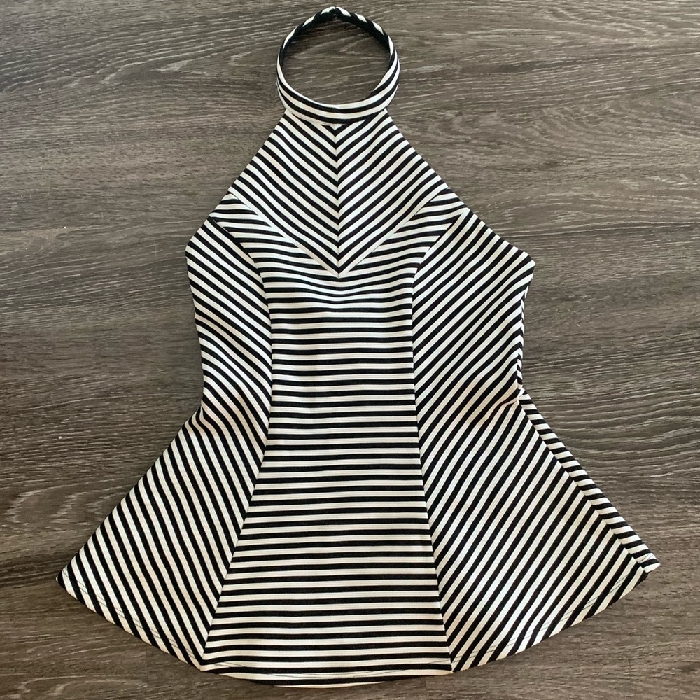 NWOT Guess Halter